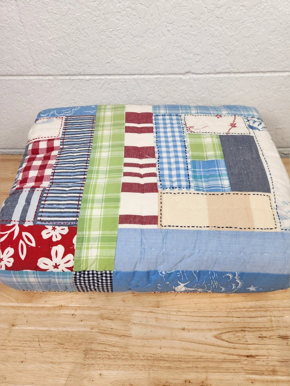Pottery Barn Kids Aloha Patchwork Quilt Sz TwinNOS Tropical Hawaiian Island Flaw